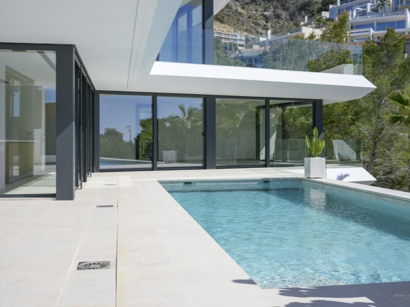 4 bedroom Villa for sale in Altea la Vella with garage - € 2,250,000 (Ref: 9831097)