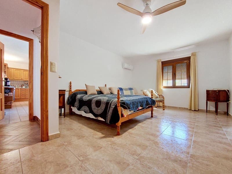 Finca/Casa Rural de 4 habitaciones en Pedreguer en venta con piscina garaje - 1.150.000 € (Ref: 9842783)