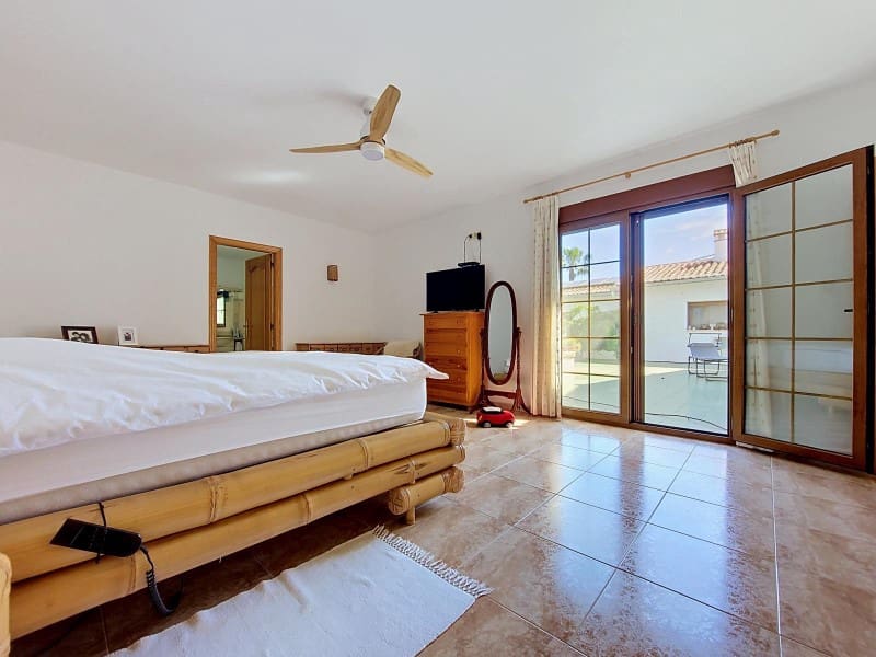 Finca/Casa Rural de 4 habitaciones en Pedreguer en venta con piscina garaje - 1.150.000 € (Ref: 9842783)