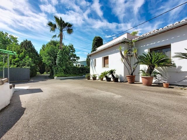4 soveværelse Finca/Landehus til salg i Pedreguer med swimmingpool garage - € 1.150.000 (Ref: 9842783)