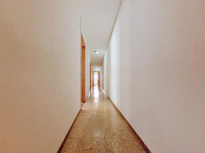 4 makuuhuone Asunto myytävänä paikassa Denia - 220 000 € (Ref: 9920075)