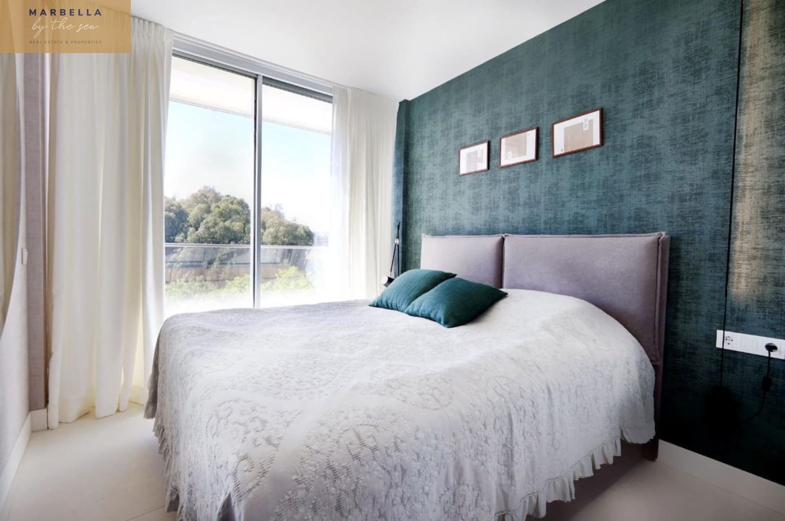 4 slaapkamer Appartement te koop in Estepona met zwembad garage - € 1.700.000 (Ref: 10068065)