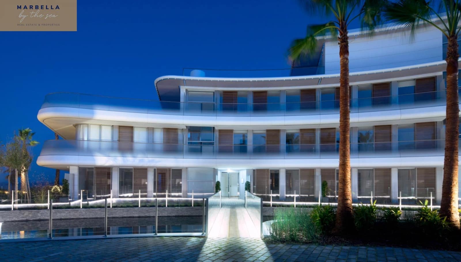 4 slaapkamer Appartement te koop in Estepona met zwembad garage - € 1.700.000 (Ref: 10068065)