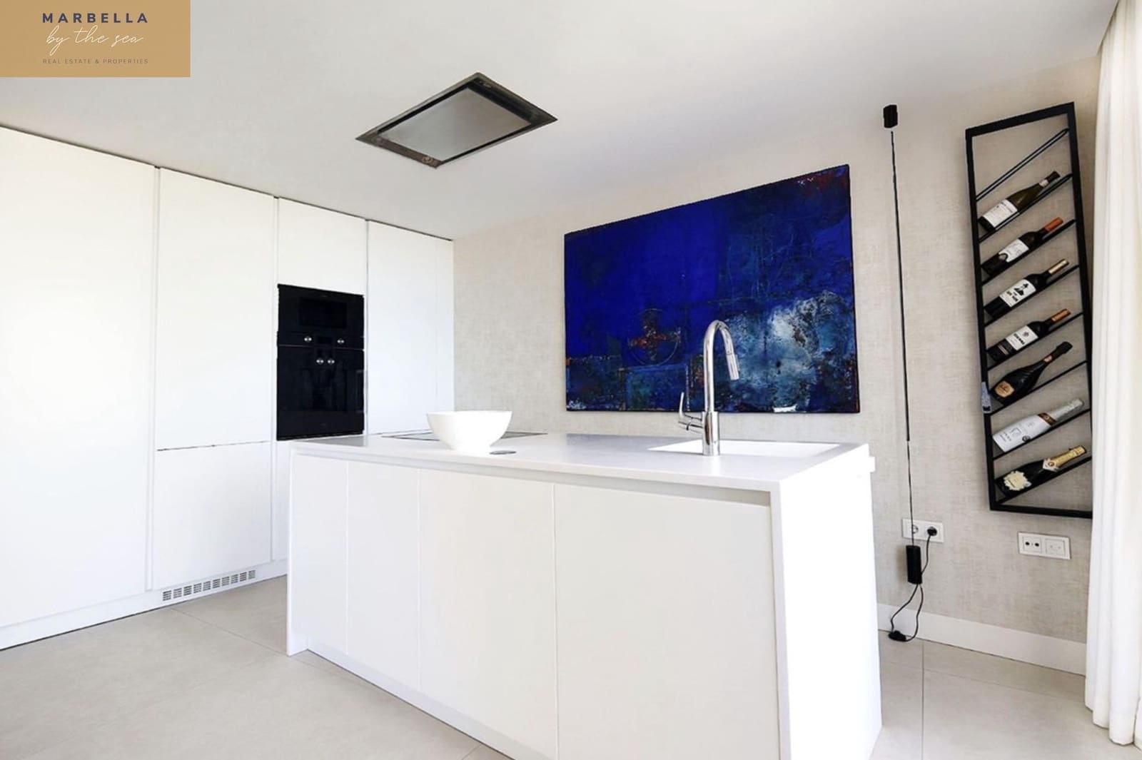 4 slaapkamer Appartement te koop in Estepona met zwembad garage - € 1.700.000 (Ref: 10068065)