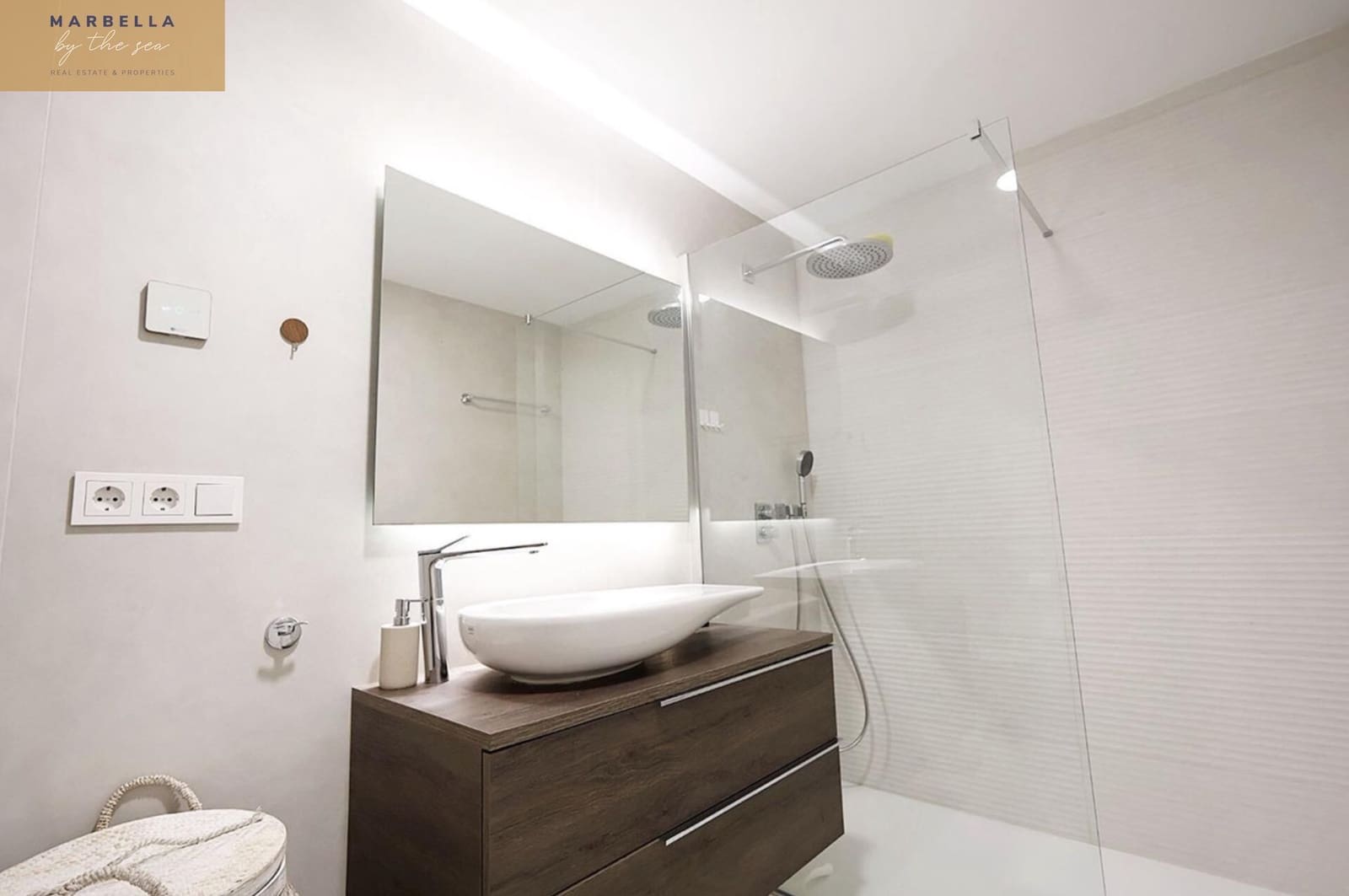 4 slaapkamer Appartement te koop in Estepona met zwembad garage - € 1.700.000 (Ref: 10068065)