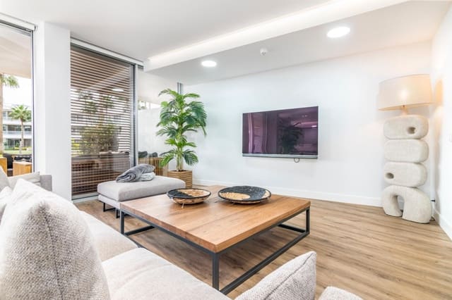 4 slaapkamer Strandappartement te huur in Estepona met zwembad garage - € 6.000 (Ref: 10078509)