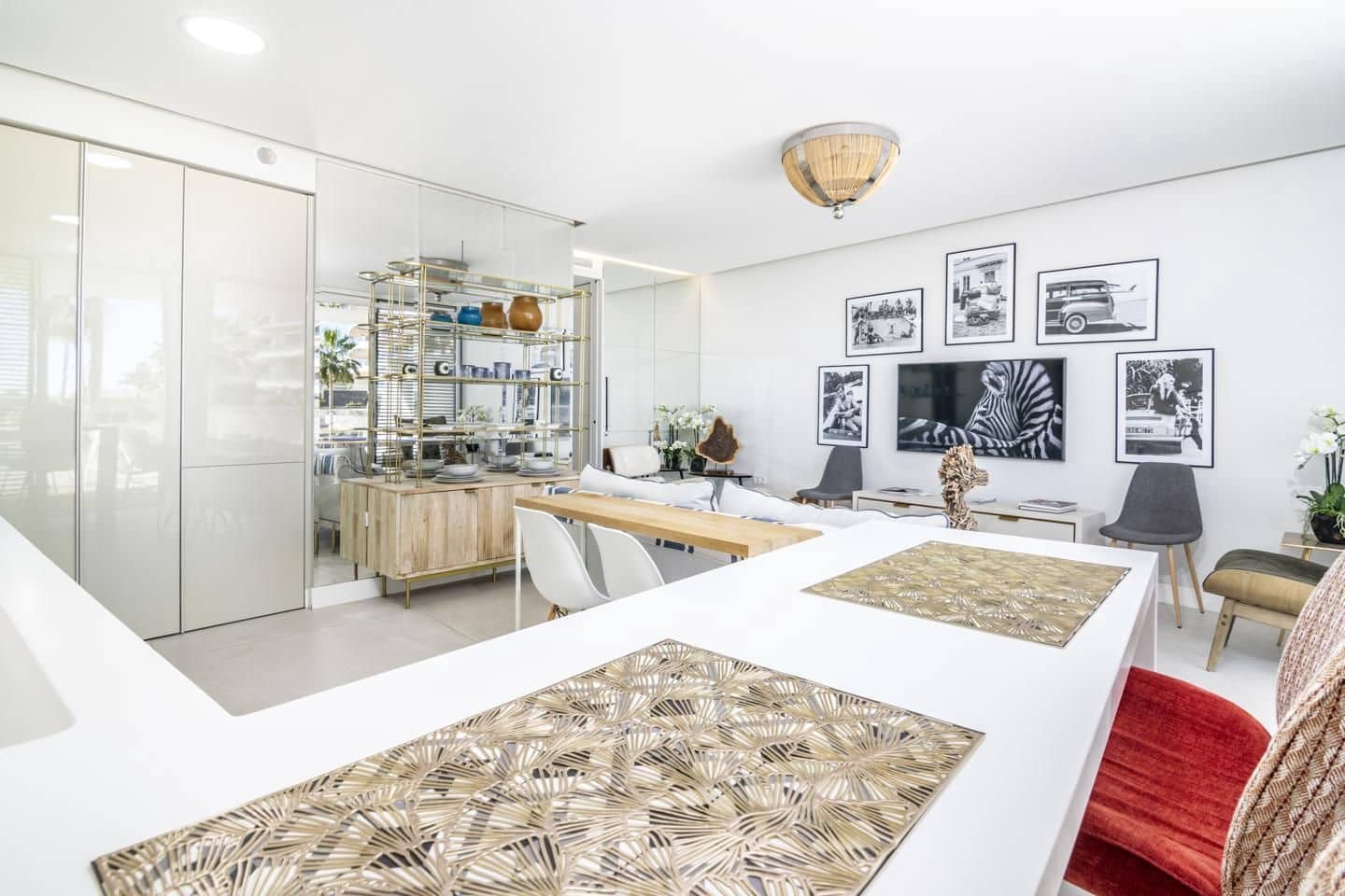 2 makuuhuone Asunto myytävänä paikassa Estepona mukana uima-altaan 
autotalli - 950 000 € (Ref: 10130055)