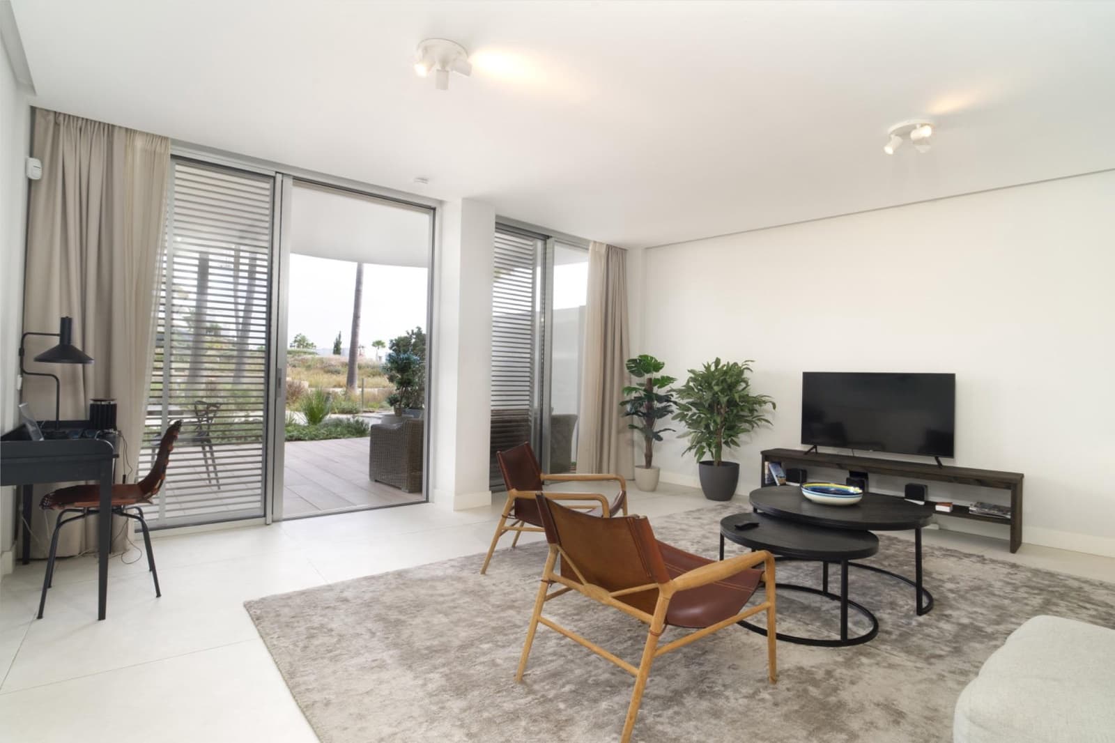 Apartamento Playa de 3 habitaciones en Estepona en venta con piscina garaje - 895.000 € (Ref: 10159846)