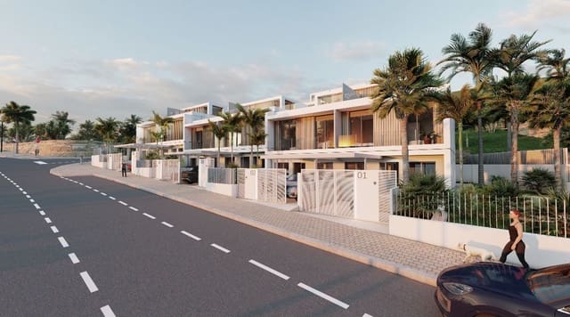 4 slaapkamer Villa te koop in Estepona met zwembad garage - € 730.000 (Ref: 8093361)