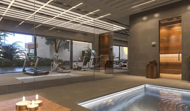 Piso de 4 habitaciones en Estepona en venta con piscina garaje - 676.500 € (Ref: 8093390)