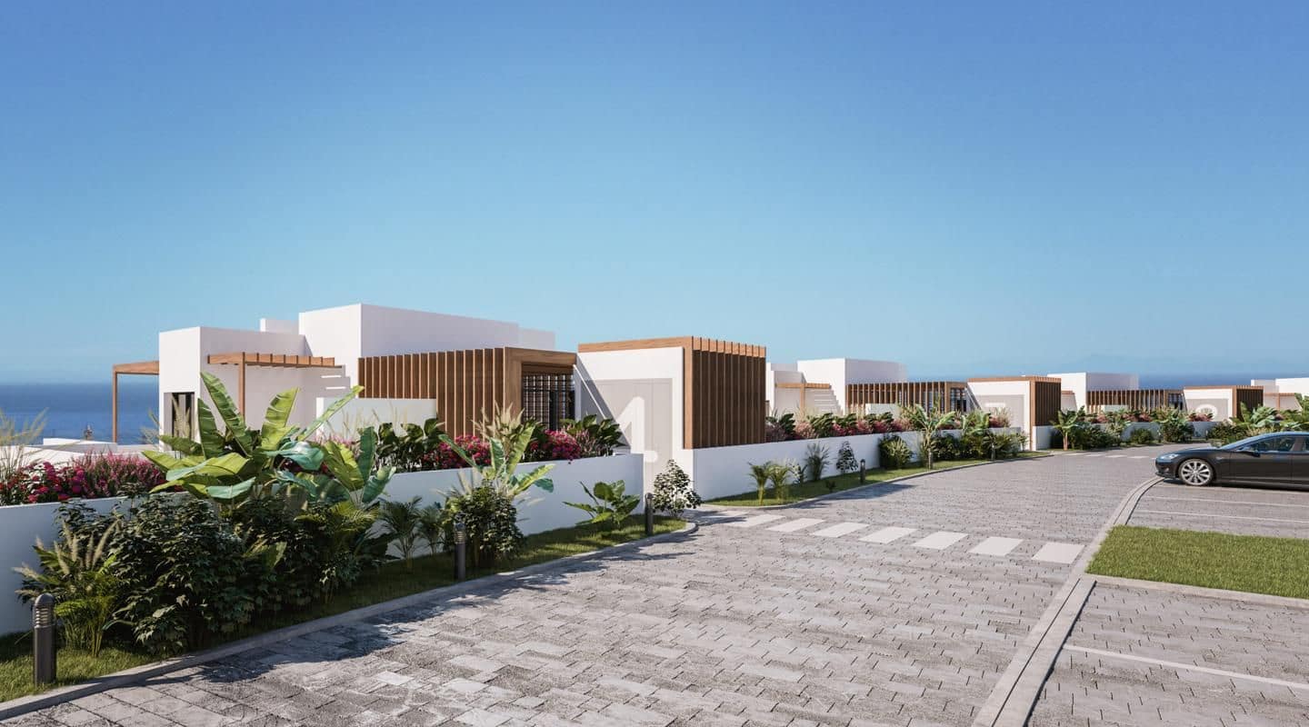 3 bedroom Flat for sale in Estepona with pool garage - € 735,500 (Ref: 8093407)