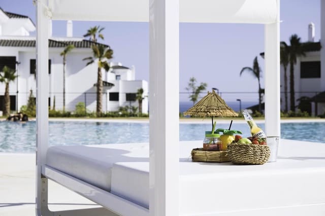 3 soverom Leilighet til salgs i Estepona med svømmebasseng garasje - € 735 500 (Ref: 8093407)