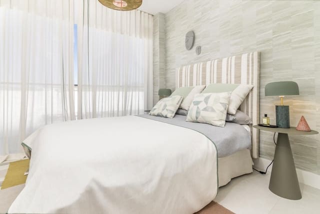 3 soverom Leilighet til salgs i Estepona med svømmebasseng garasje - € 1 145 000 (Ref: 8101494)