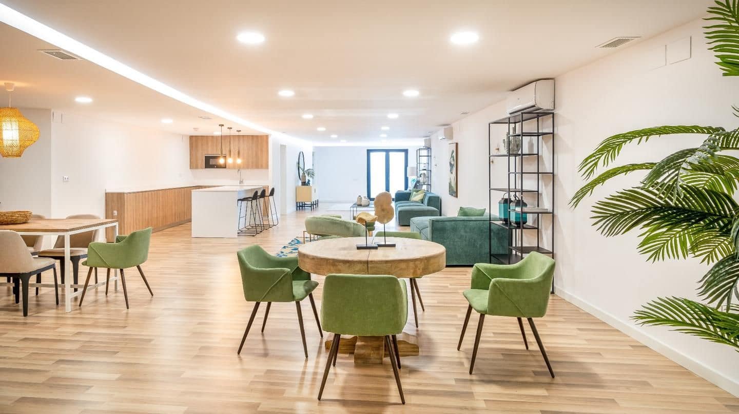 3 soverom Leilighet til salgs i Estepona med svømmebasseng garasje - € 1 145 000 (Ref: 8101494)