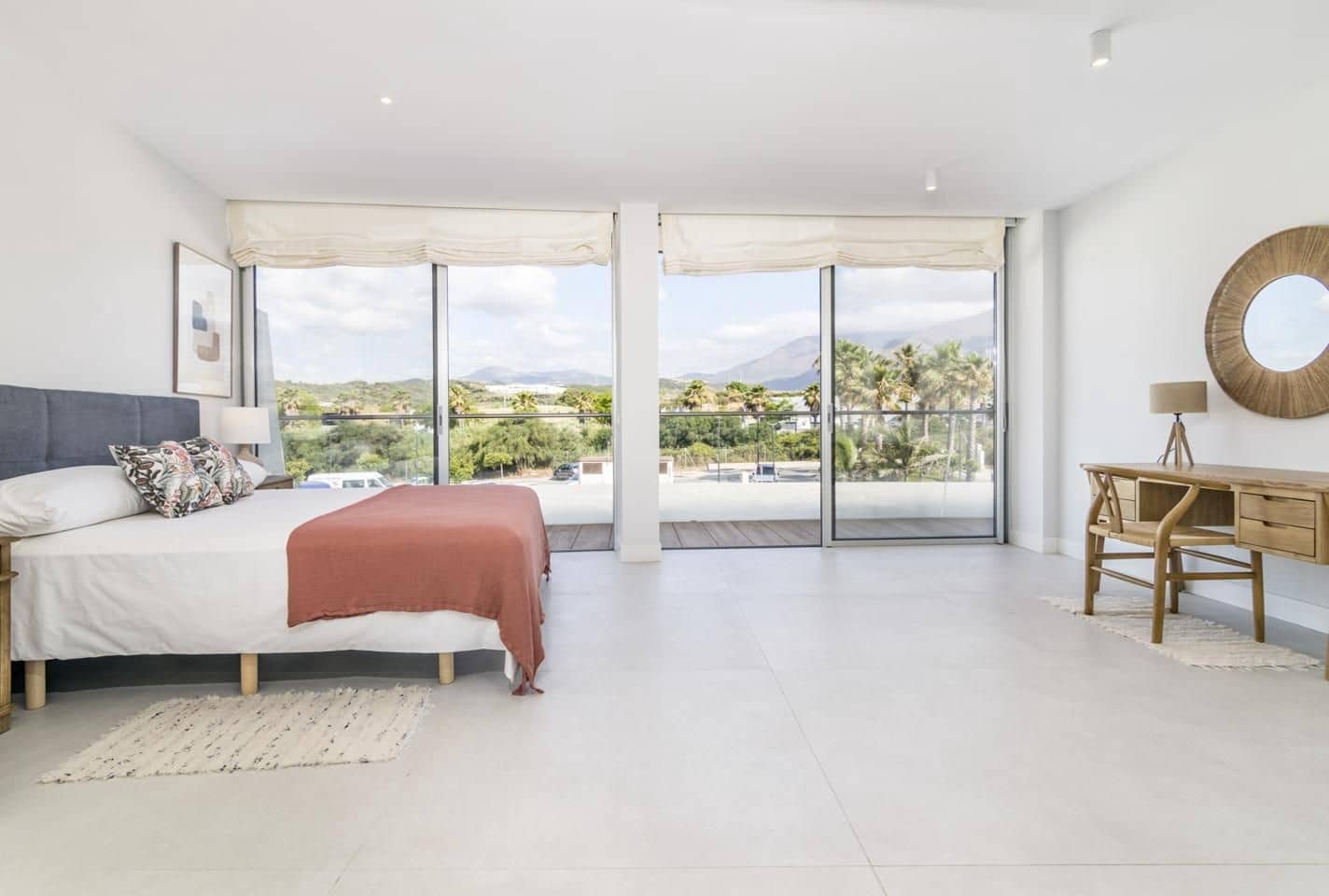 3 quarto Apartamento para venda em Estepona com piscina garagem - 1 449 500 € (Ref: 8377765)