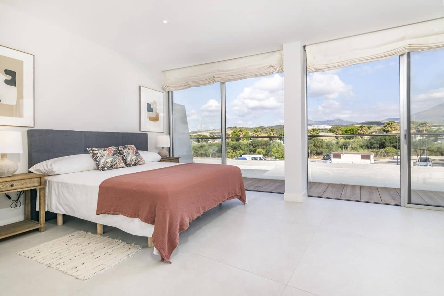 3 quarto Apartamento para venda em Estepona com piscina garagem - 1 449 500 € (Ref: 8377765)