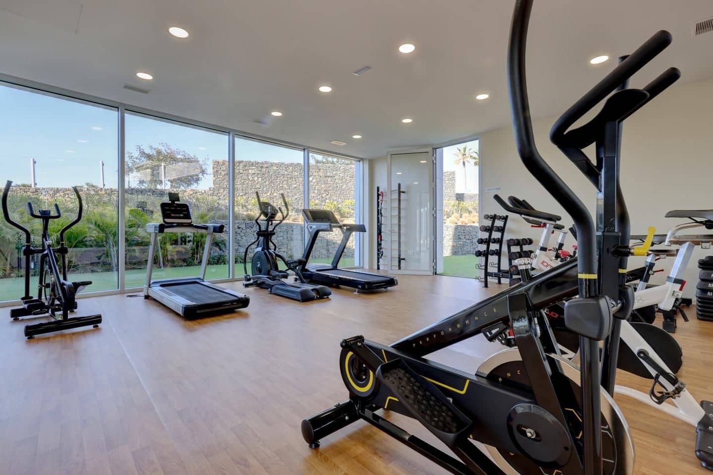 3 quarto Apartamento para venda em Estepona com piscina garagem - 1 449 500 € (Ref: 8377765)