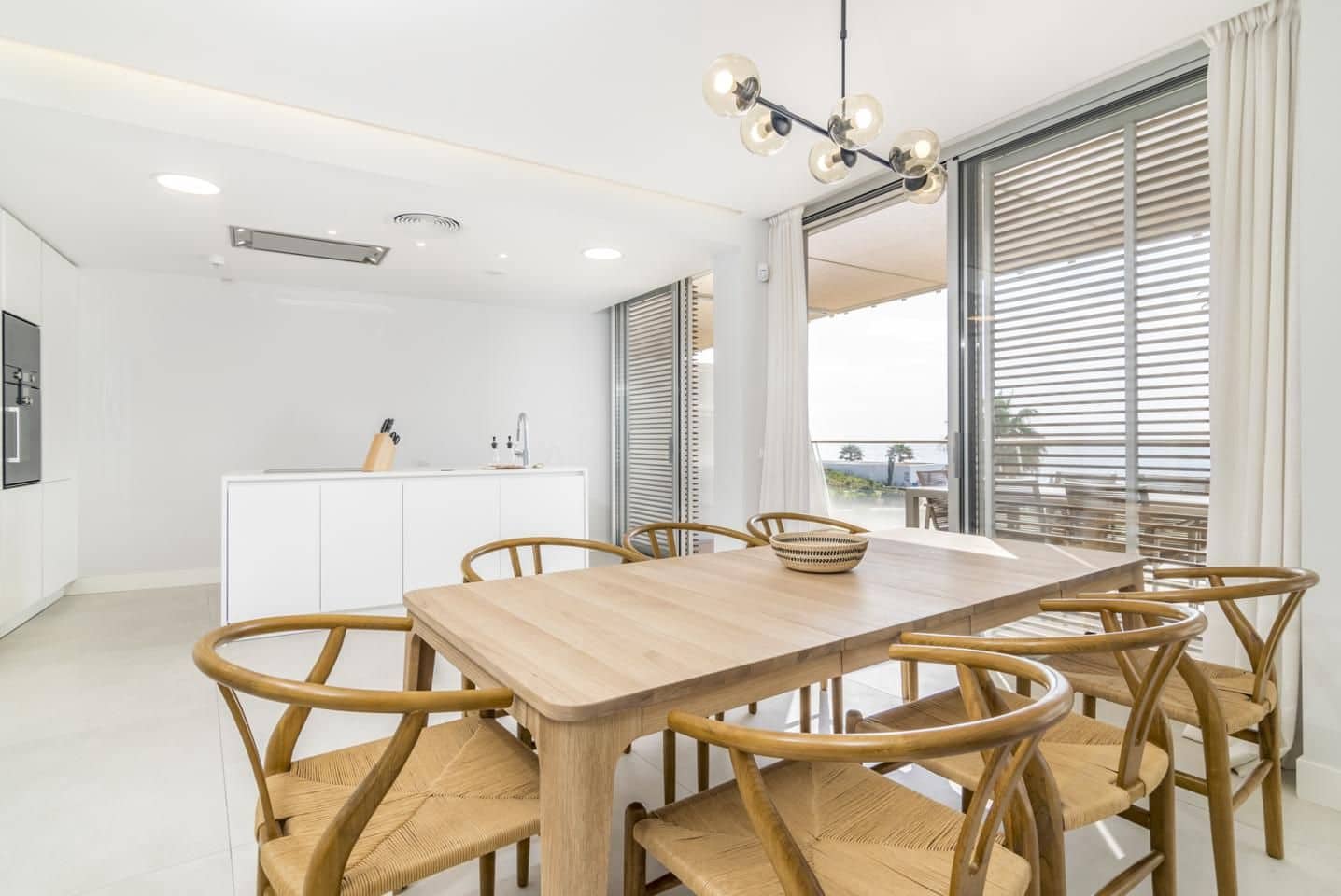 3 makuuhuone Asunto myytävänä paikassa Estepona mukana uima-altaan 
autotalli - 1 449 500 € (Ref: 8377765)