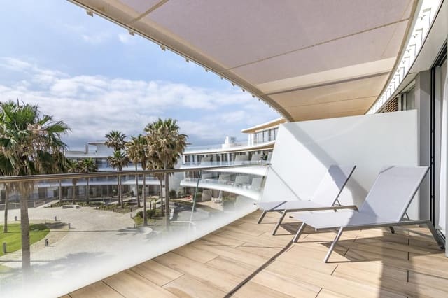 3 quarto Apartamento para venda em Estepona com piscina garagem - 1 449 500 € (Ref: 8377765)