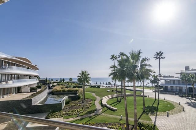 3 quarto Apartamento para venda em Estepona com piscina garagem - 1 449 500 € (Ref: 8377765)