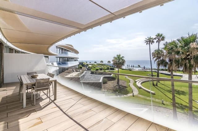 3 quarto Apartamento para venda em Estepona com piscina garagem - 1 449 500 € (Ref: 8377765)