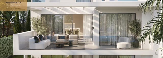 Piso de 3 habitaciones en Estepona en venta con piscina garaje - 441.000 € (Ref: 8522946)