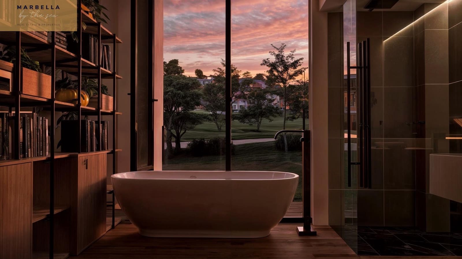 3 soveværelse Rækkehus til salg i Estepona med swimmingpool garage - € 630.000 (Ref: 8547035)