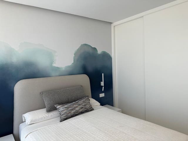 4 sypialnia Mieszkanie na sprzedaż w Estepona z basenem garażem - 1 490 000 € (Ref: 8670589)