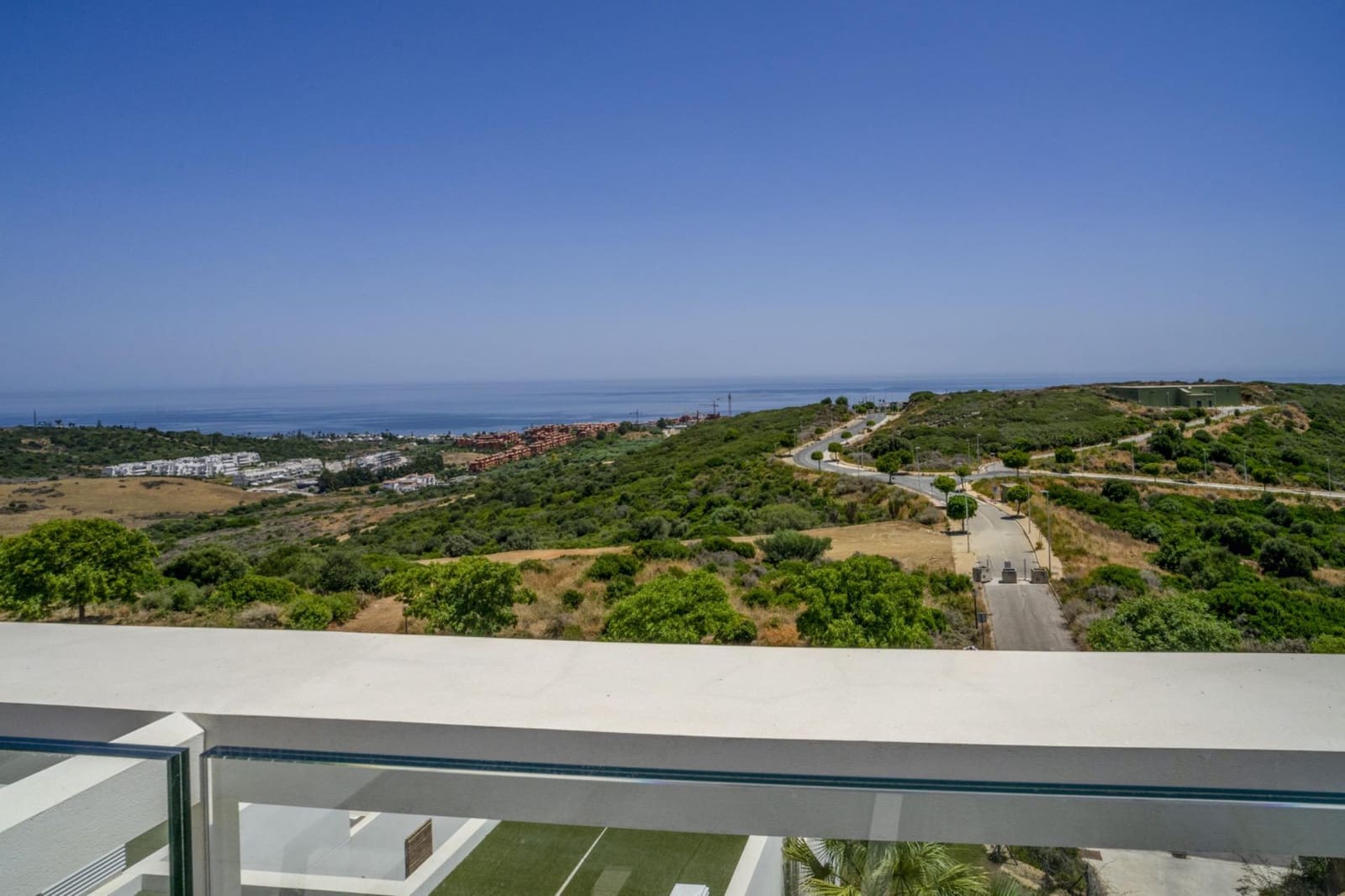 3 soveværelse Penthouse til salg i Casares med swimmingpool garage - € 1.150.000 (Ref: 8699738)