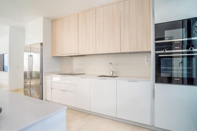 3 slaapkamer Penthouse te koop in Casares met zwembad garage - € 1.150.000 (Ref: 8699738)