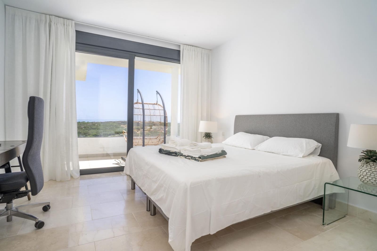 3 soveværelse Penthouse til salg i Casares med swimmingpool garage - € 1.150.000 (Ref: 8699738)