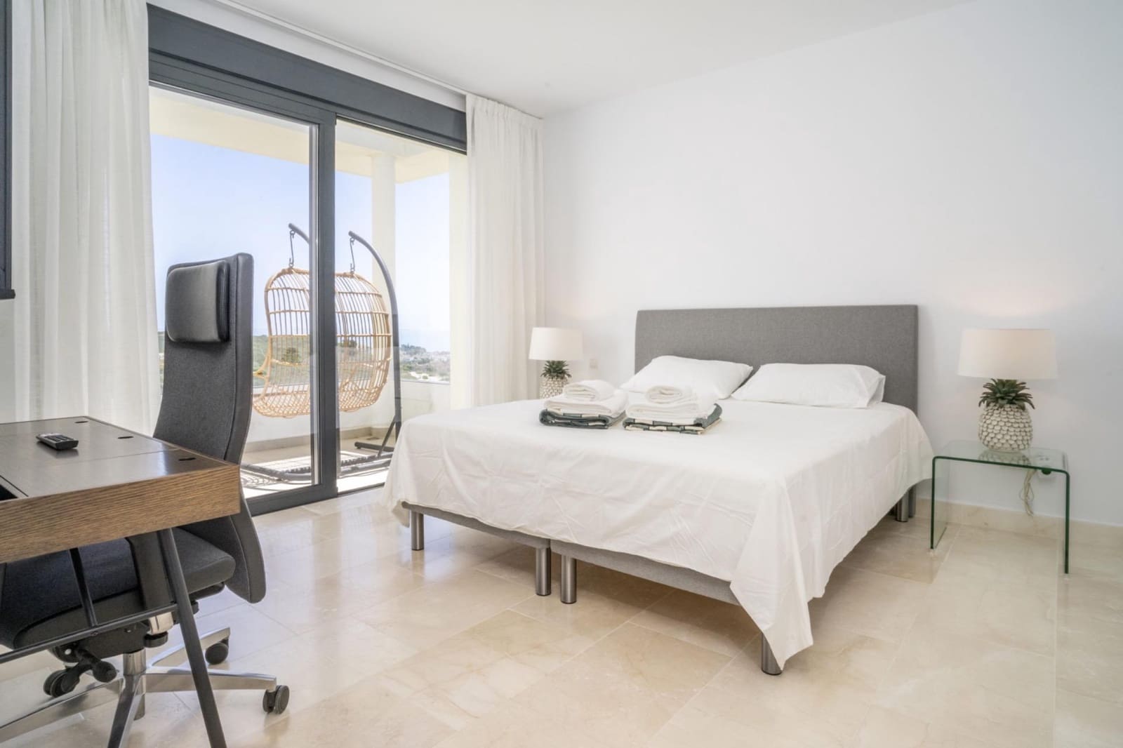 3 soveværelse Penthouse til salg i Casares med swimmingpool garage - € 1.150.000 (Ref: 8699738)