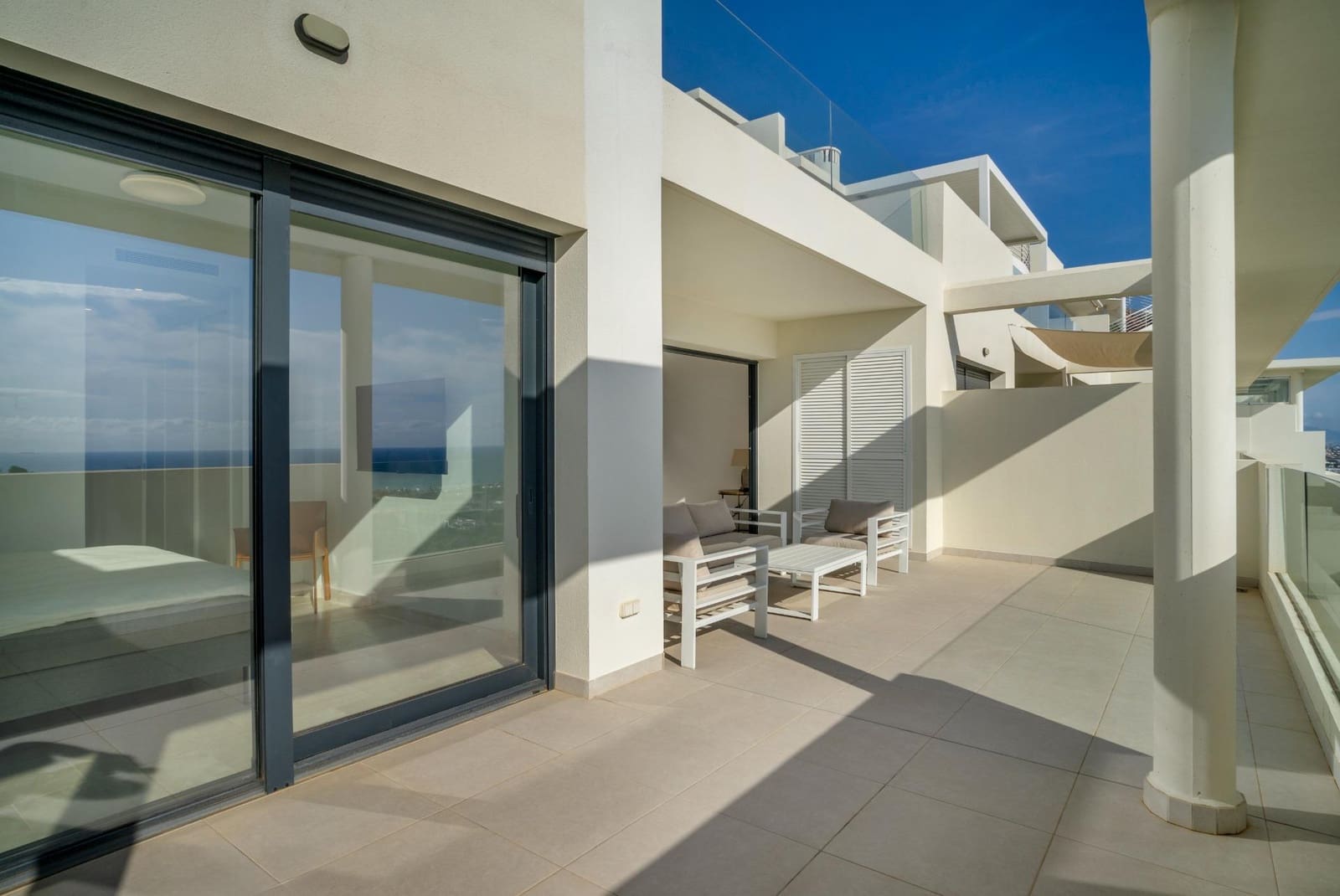 3 soveværelse Penthouse til salg i Casares med swimmingpool garage - € 1.150.000 (Ref: 8699738)