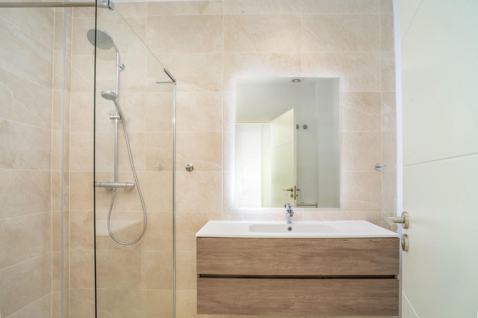 3 bedroom Apartment for holiday rental in Casares with garage - € 3,000 (Ref: 8855118)