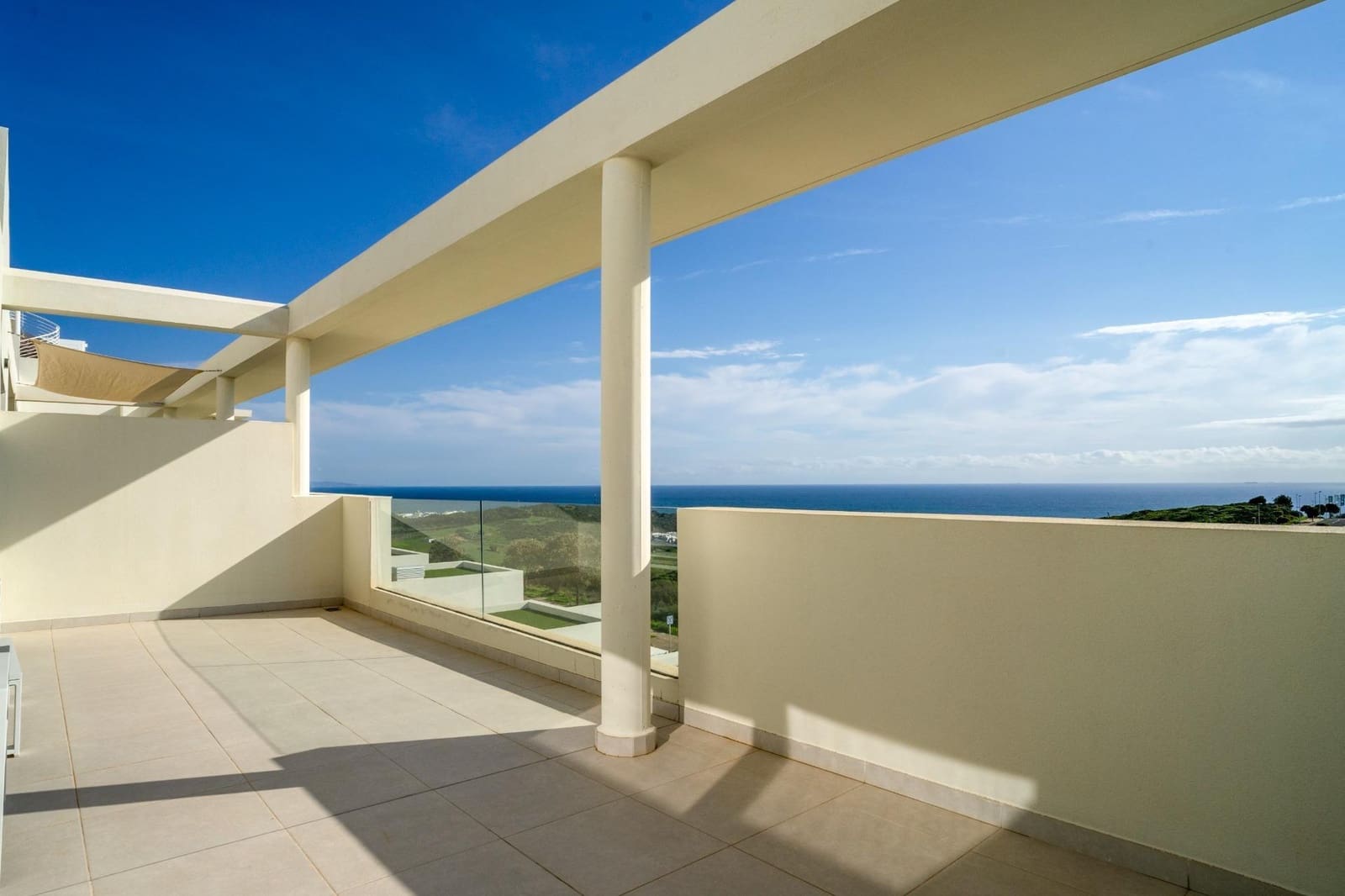 3 bedroom Apartment for holiday rental in Casares with garage - € 3,000 (Ref: 8855118)