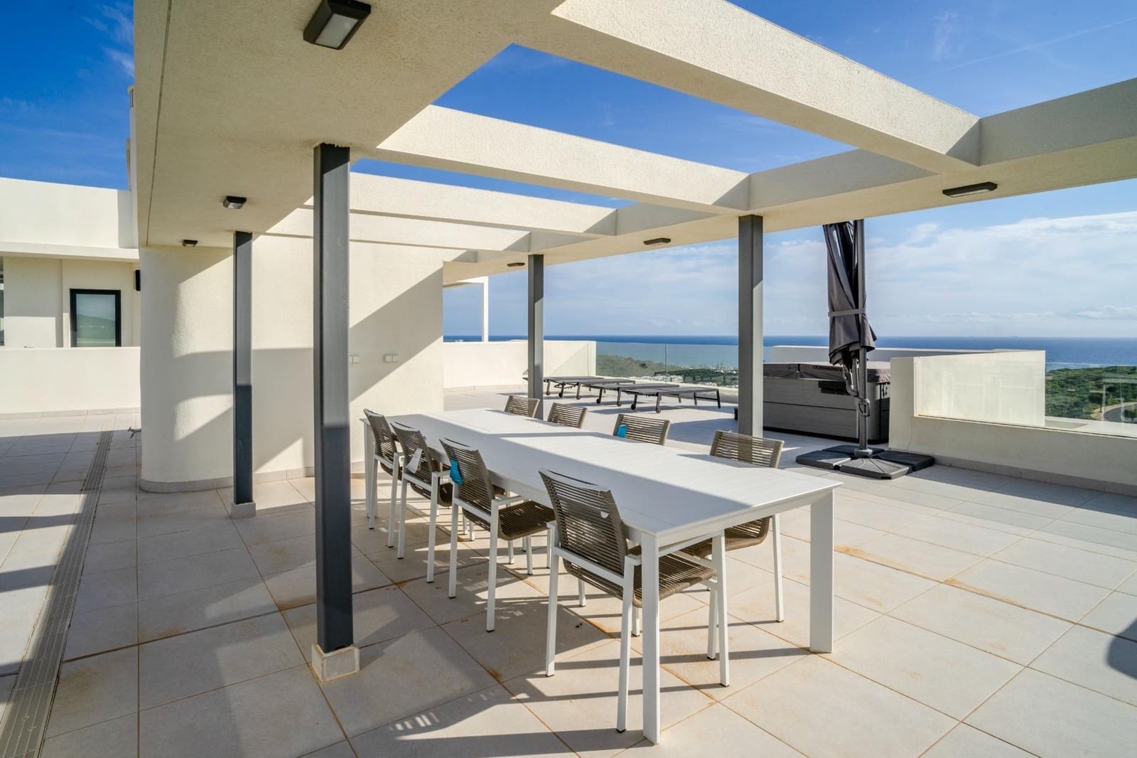 3 bedroom Apartment for holiday rental in Casares with garage - € 3,000 (Ref: 8855118)