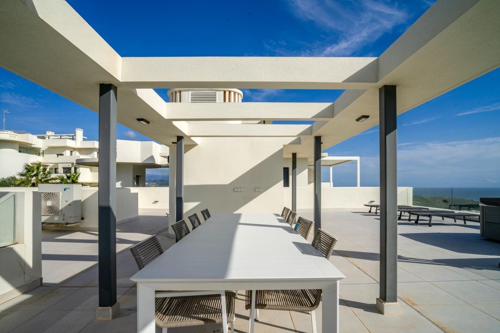 3 bedroom Apartment for holiday rental in Casares with garage - € 3,000 (Ref: 8855118)