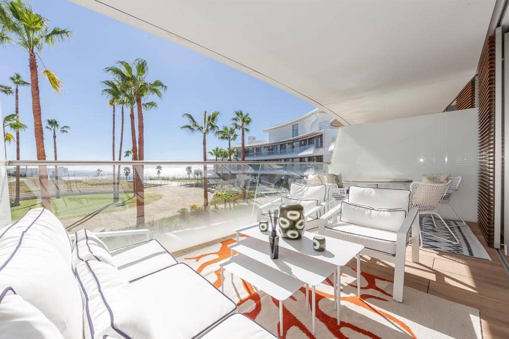 2 soverom Leilighet til leie i Estepona med svømmebasseng garasje - € 3 000 (Ref: 8857219)