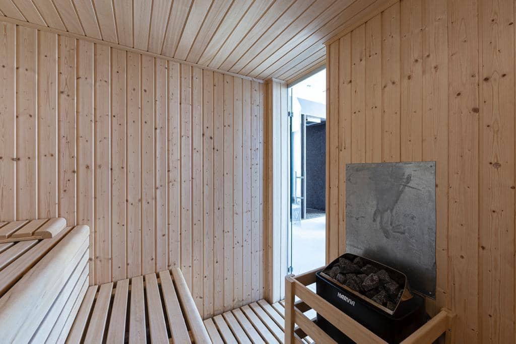 2 soverom Leilighet til leie i Estepona med svømmebasseng garasje - € 3 000 (Ref: 8857219)