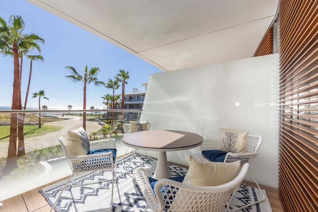 2 soverom Leilighet til leie i Estepona med svømmebasseng garasje - € 3 000 (Ref: 8857219)