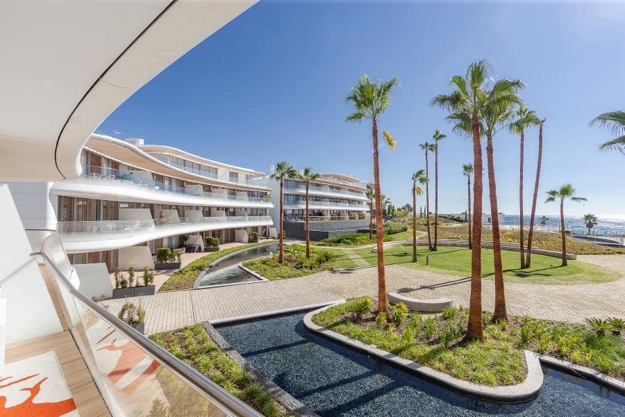 2 soverom Leilighet til leie i Estepona med svømmebasseng garasje - € 3 000 (Ref: 8857219)