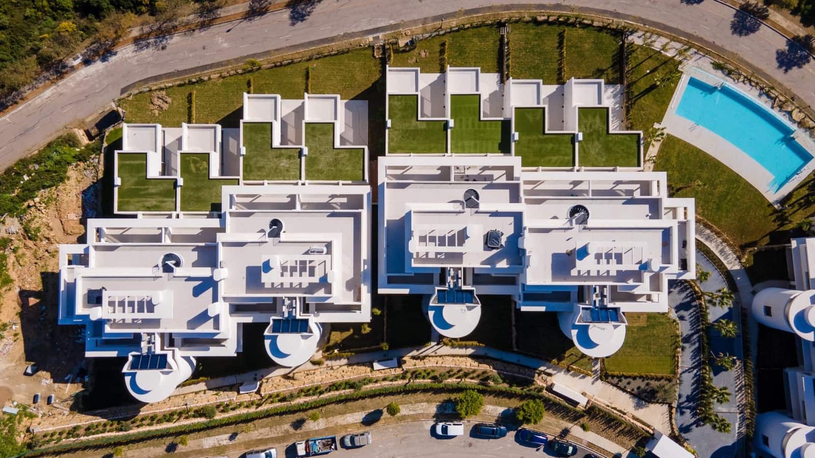 3 soverom Rekkehus til salgs i Casares med svømmebasseng garasje - € 1 200 000 (Ref: 8936974)