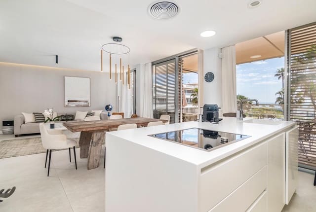 3 makuuhuone Huoneisto myytävänä paikassa Estepona mukana uima-altaan 
autotalli - 1 300 000 € (Ref: 9081686)