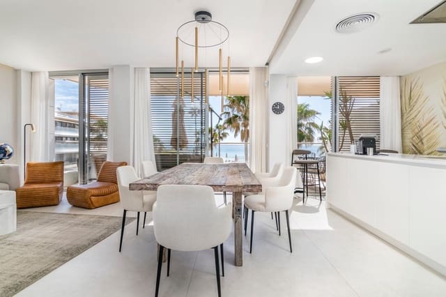 3 makuuhuone Huoneisto myytävänä paikassa Estepona mukana uima-altaan 
autotalli - 1 300 000 € (Ref: 9081686)