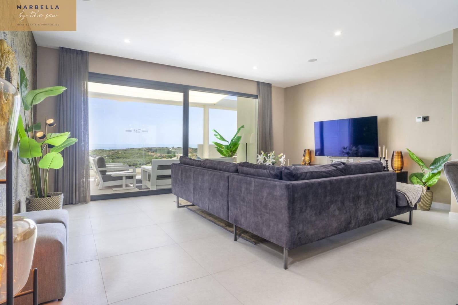 2 bedroom Apartment for sale in Casares with pool garage - € 720,000 (Ref: 9129863)