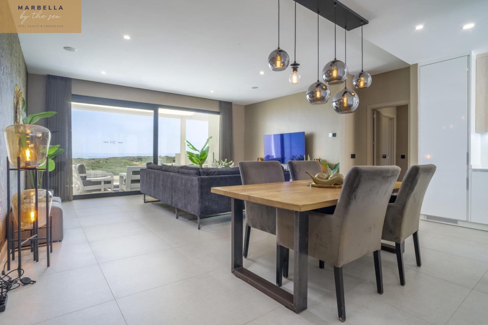 2 bedroom Apartment for sale in Casares with pool garage - € 720,000 (Ref: 9129863)