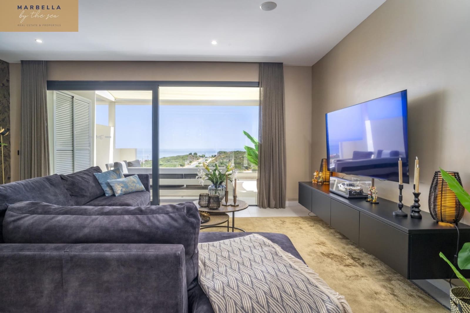 2 bedroom Apartment for sale in Casares with pool garage - € 720,000 (Ref: 9129863)