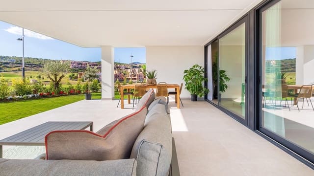 2 bedroom Apartment for holiday rental in Estepona with pool garage - € 2,000 (Ref: 9195717)