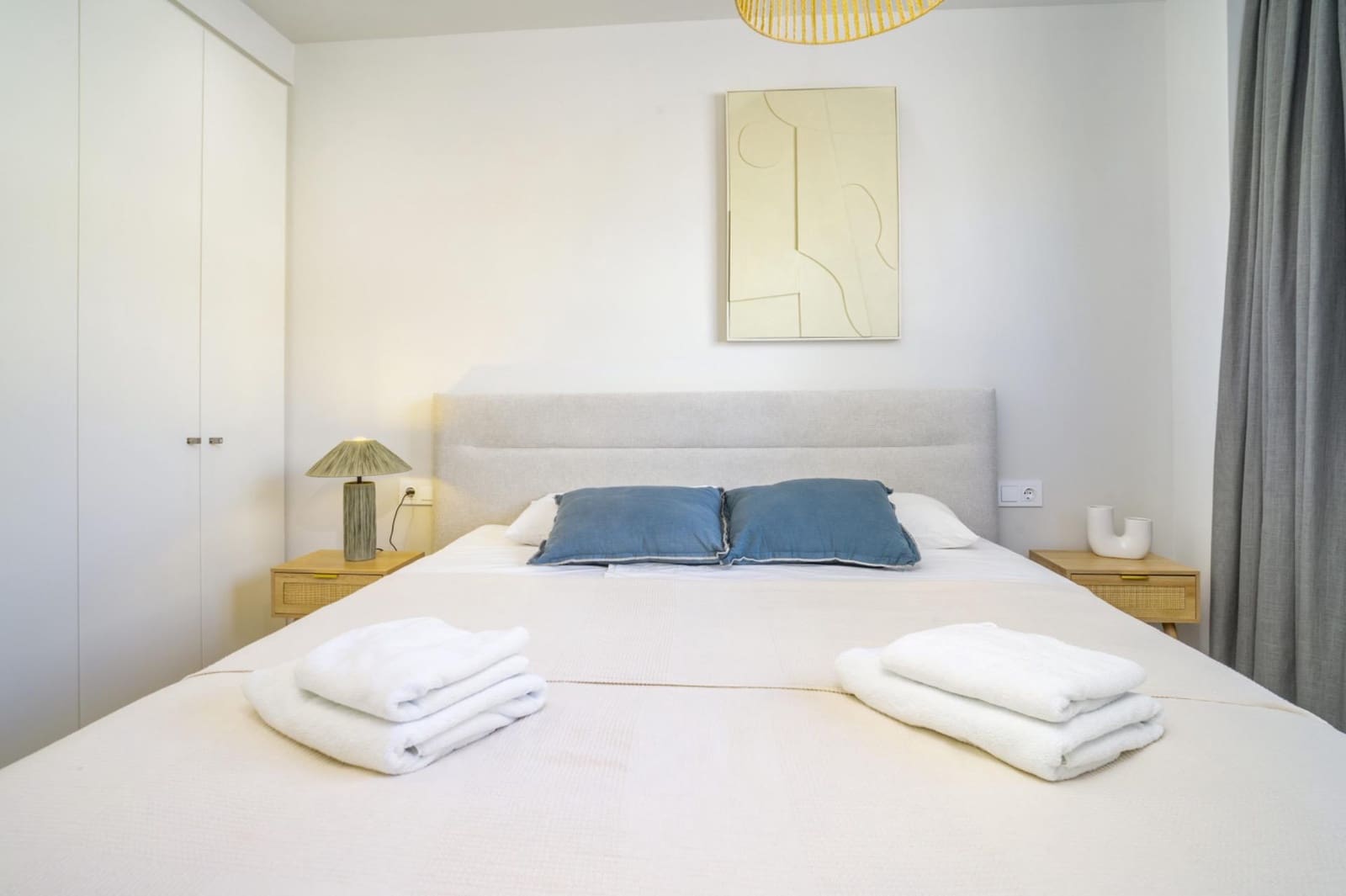 3 bedroom Apartment for holiday rental in Estepona with pool garage - € 3,000 (Ref: 9195718)