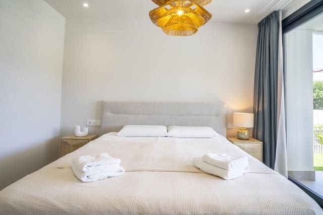 3 camera da letto Appartamento da affitare come casa vacanza in Estepona con piscina garage - 3.000 € (Rif: 9195718)